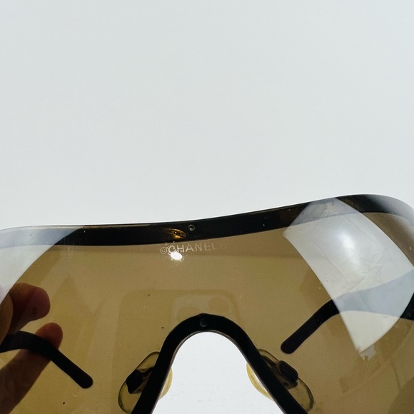 Chanel Y2K 00’s Dark Brown Logo Shield Wrap Around Quilted Sunglasses - Picture 11 of 11